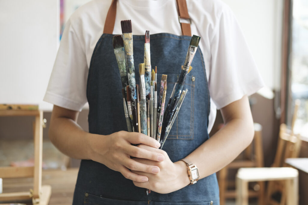 How Artist Mentorship Accelerates Creative Growth and Skill Development